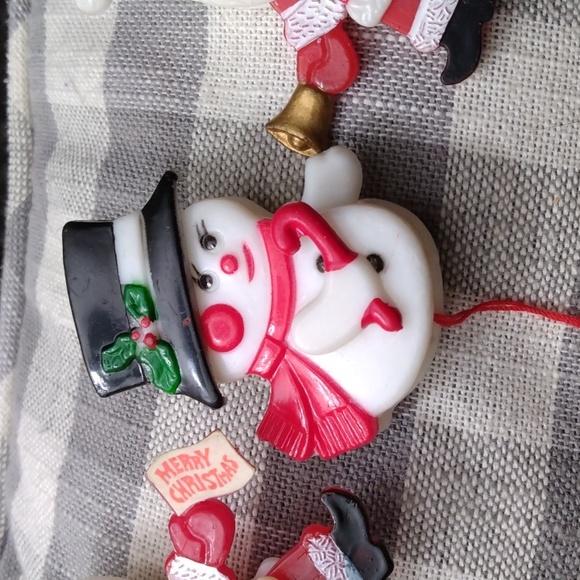 Pins,Christmas 3 pin set, pull bell  and parts move, very cute set. - Picture 3 of 7
